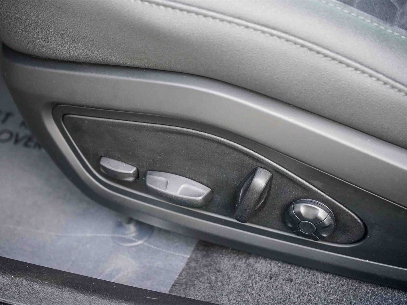 Thumbnail: 2023 Audi e-tron GT - 20