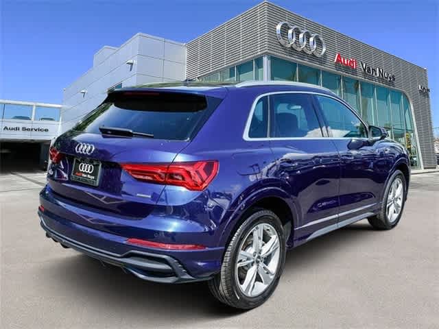 Thumbnail: 2021 Audi Q3 - 4