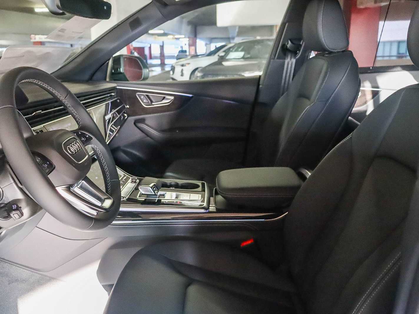 Thumbnail: 2026 Audi Q8 - 19