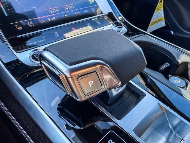 Thumbnail: 2026 Audi Q7 - 24