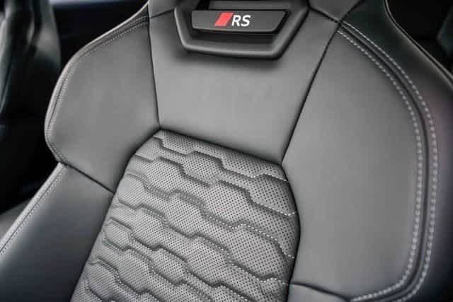 Thumbnail: 2025 Audi RS e-tron GT - 26