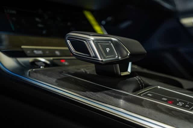 Thumbnail: 2025 Audi A6 - 25