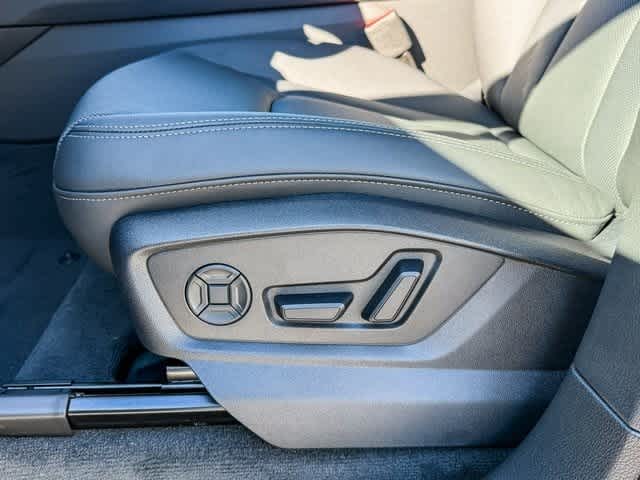 Thumbnail: 2025 Audi Q7 - 21