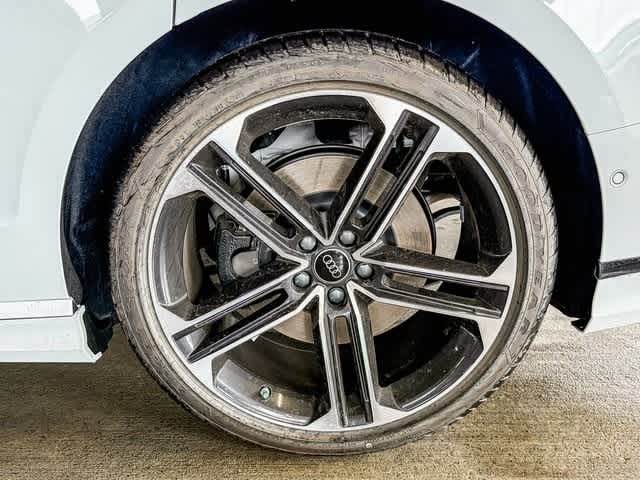 Thumbnail: 2025 Audi A8 - 8