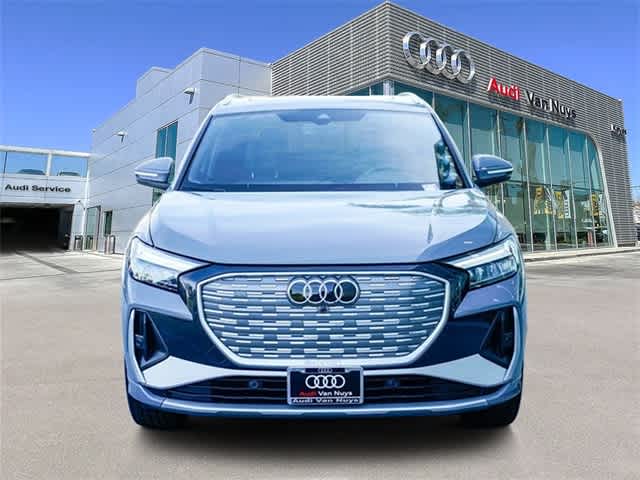 Thumbnail: 2023 Audi Q4 e-tron - 6