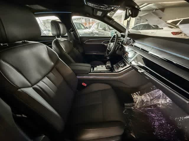 Thumbnail: 2025 Audi A8 - 17