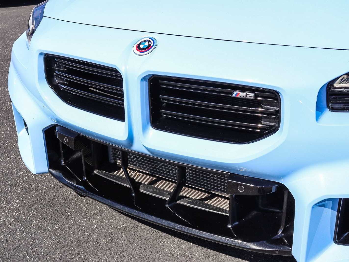 Thumbnail: 2024 BMW M2 - 8