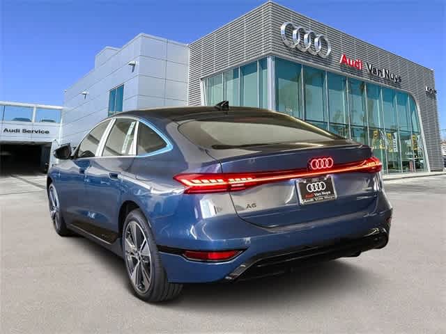 Thumbnail: 2025 Audi e-tron S - 2