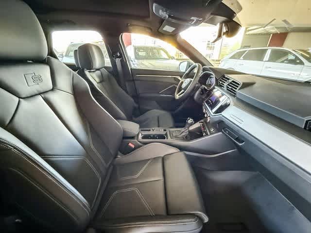 Thumbnail: 2025 Audi Q3 - 17