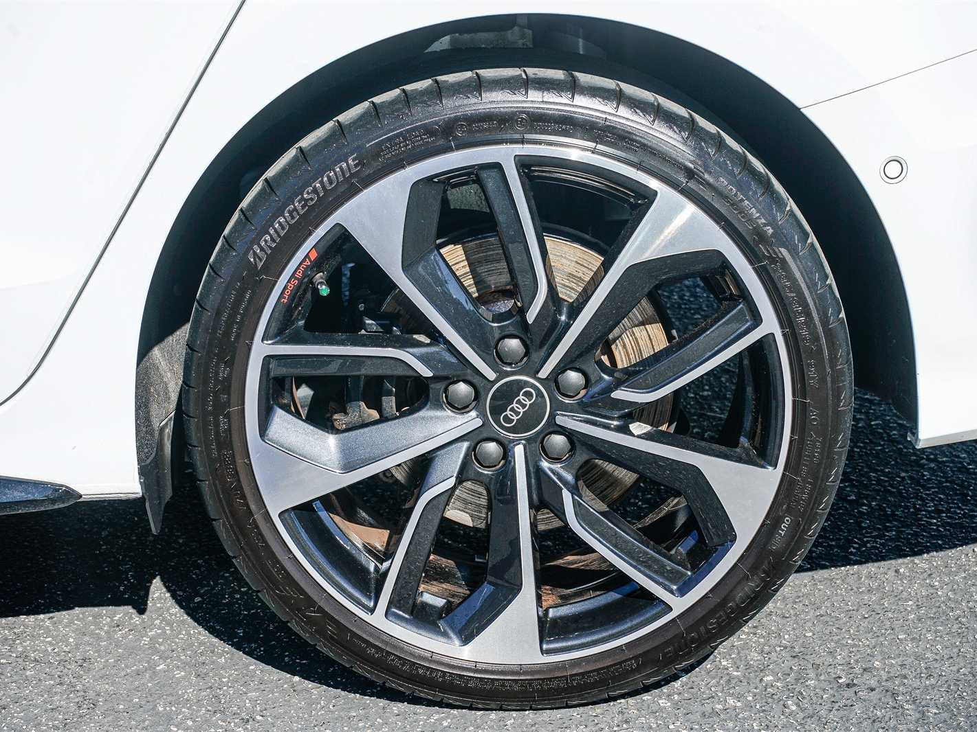 Thumbnail: 2023 Audi S3 - 10