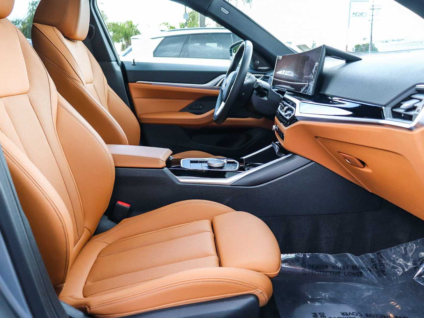 Thumbnail: 2024 BMW i4 - 17