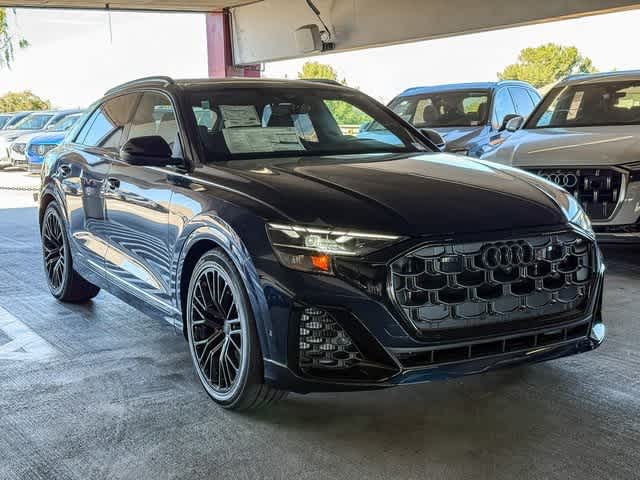 Thumbnail: 2026 Audi SQ8 - 3