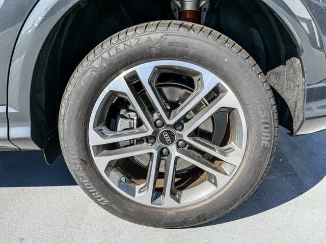 Thumbnail: 2025 Audi Q5 - 8