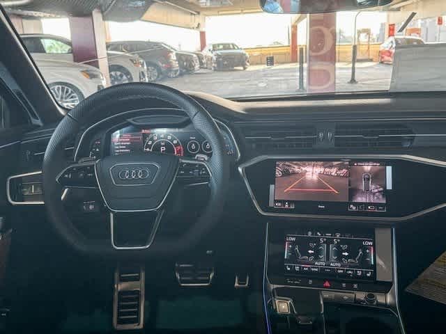 Thumbnail: 2025 Audi RS 6 - 13