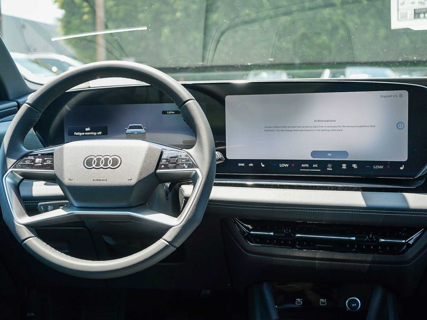 Thumbnail: 2027 Audi Q6 e-tron - 13