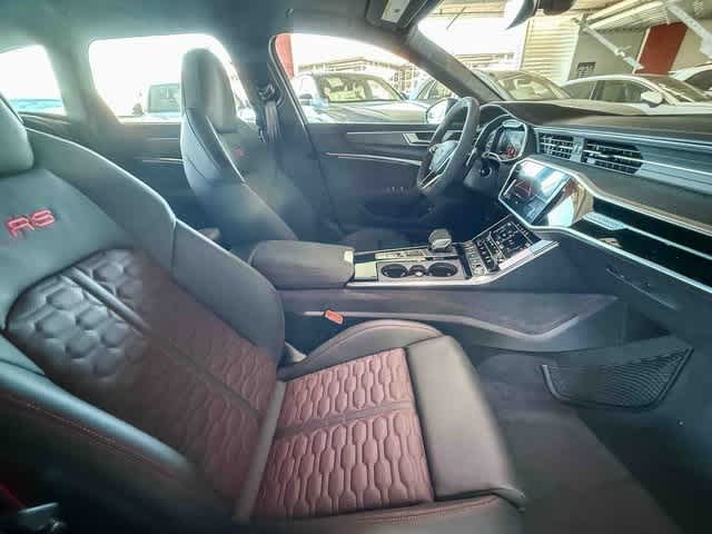 Thumbnail: 2026 Audi RS 6 - 17