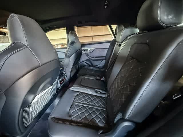 Thumbnail: 2026 Audi SQ8 - 18