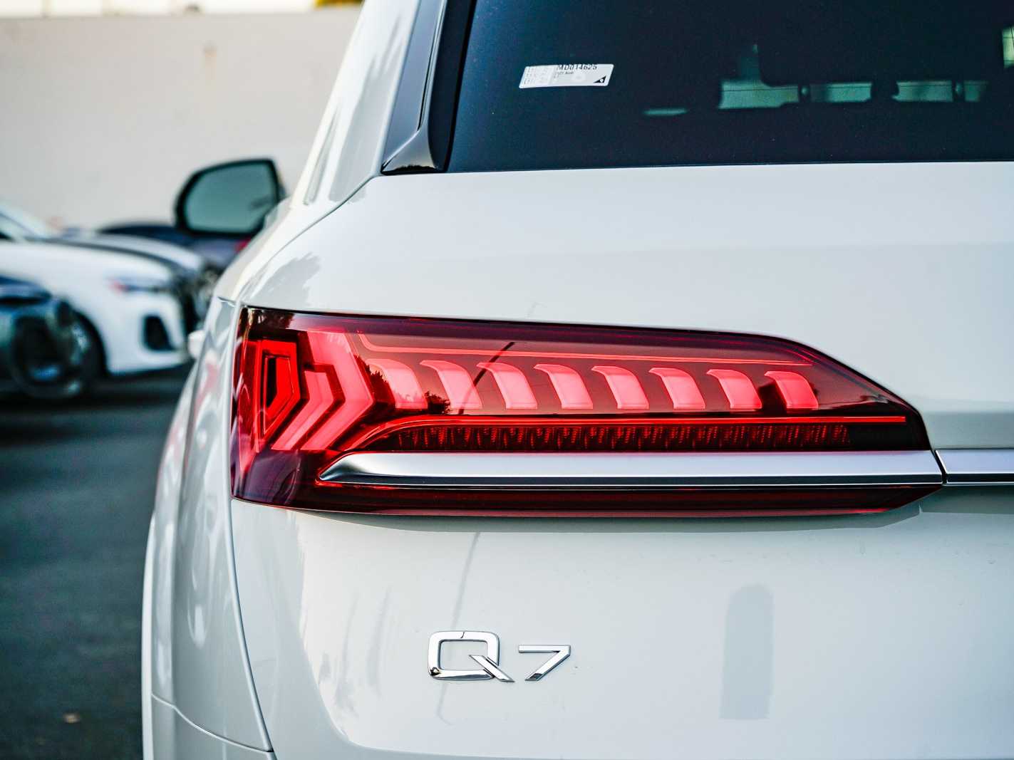 Thumbnail: 2021 Audi Q7 - 9