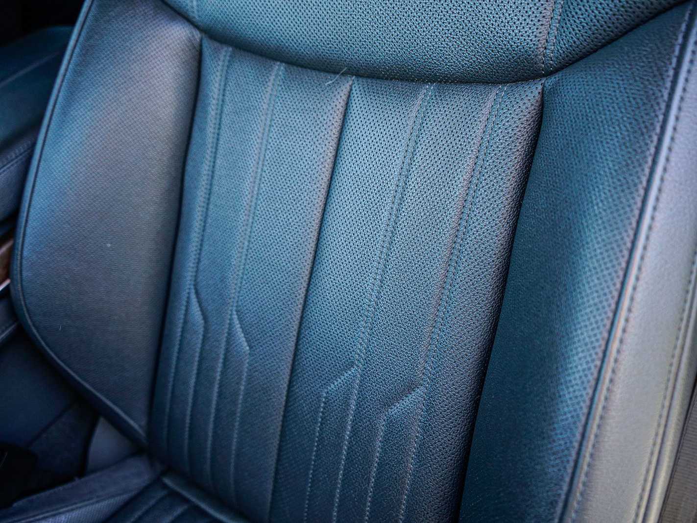 Thumbnail: 2022 Audi A8 - 26