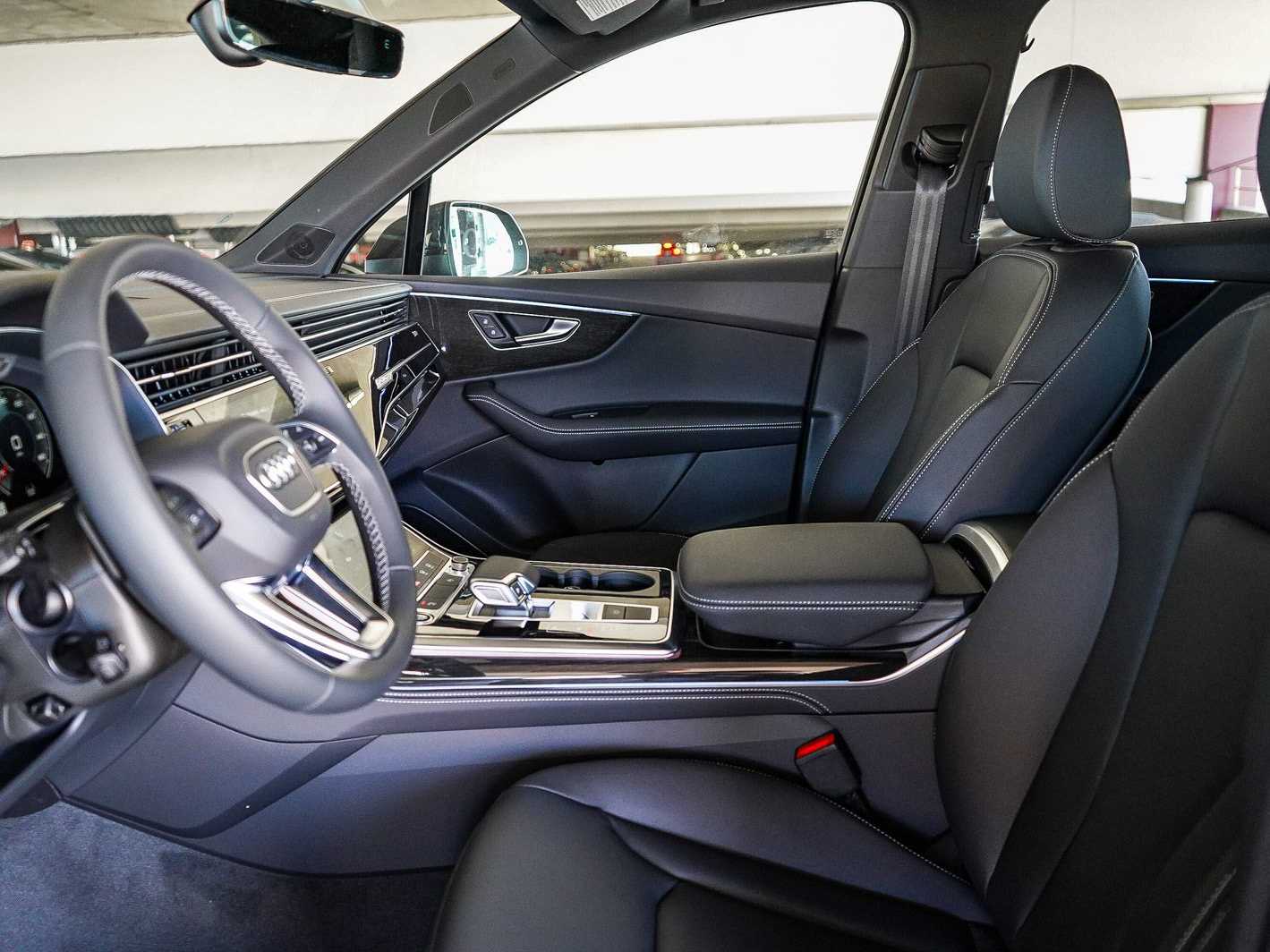 Thumbnail: 2026 Audi Q7 - 19