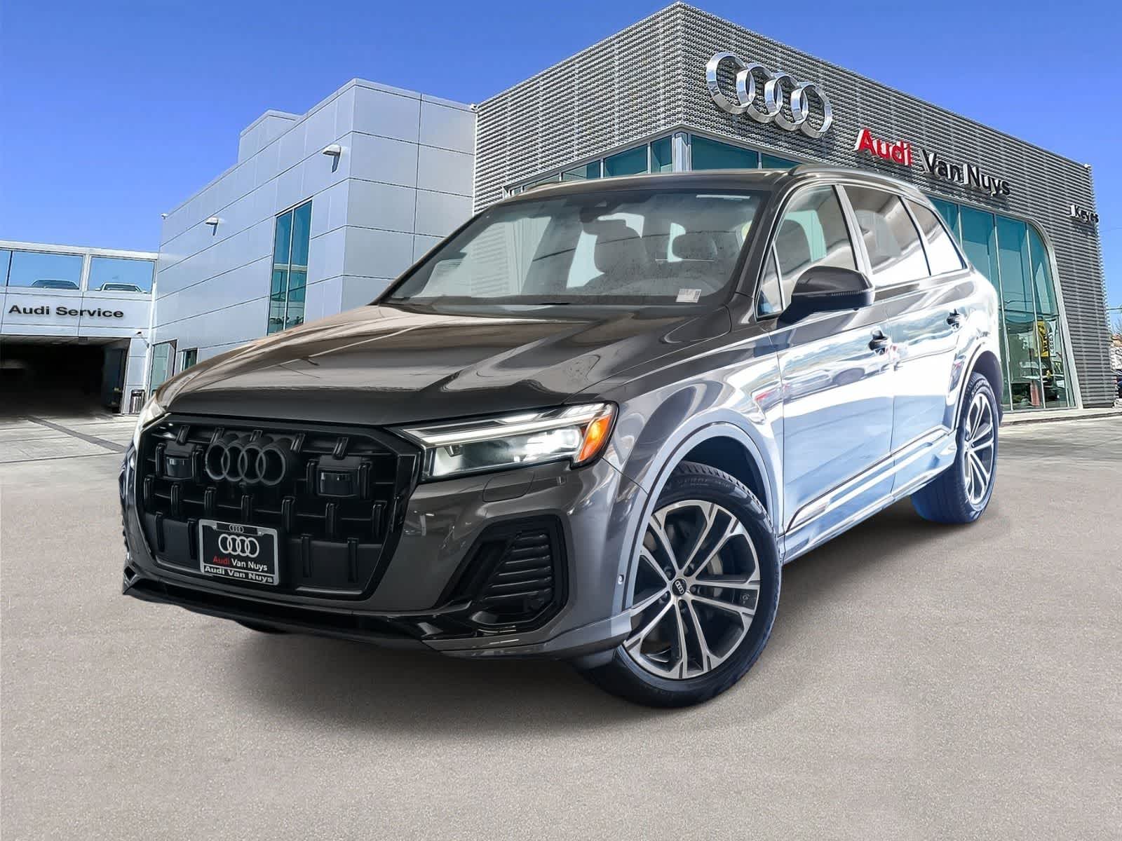 Thumbnail: 2026 Audi Q7 - 1