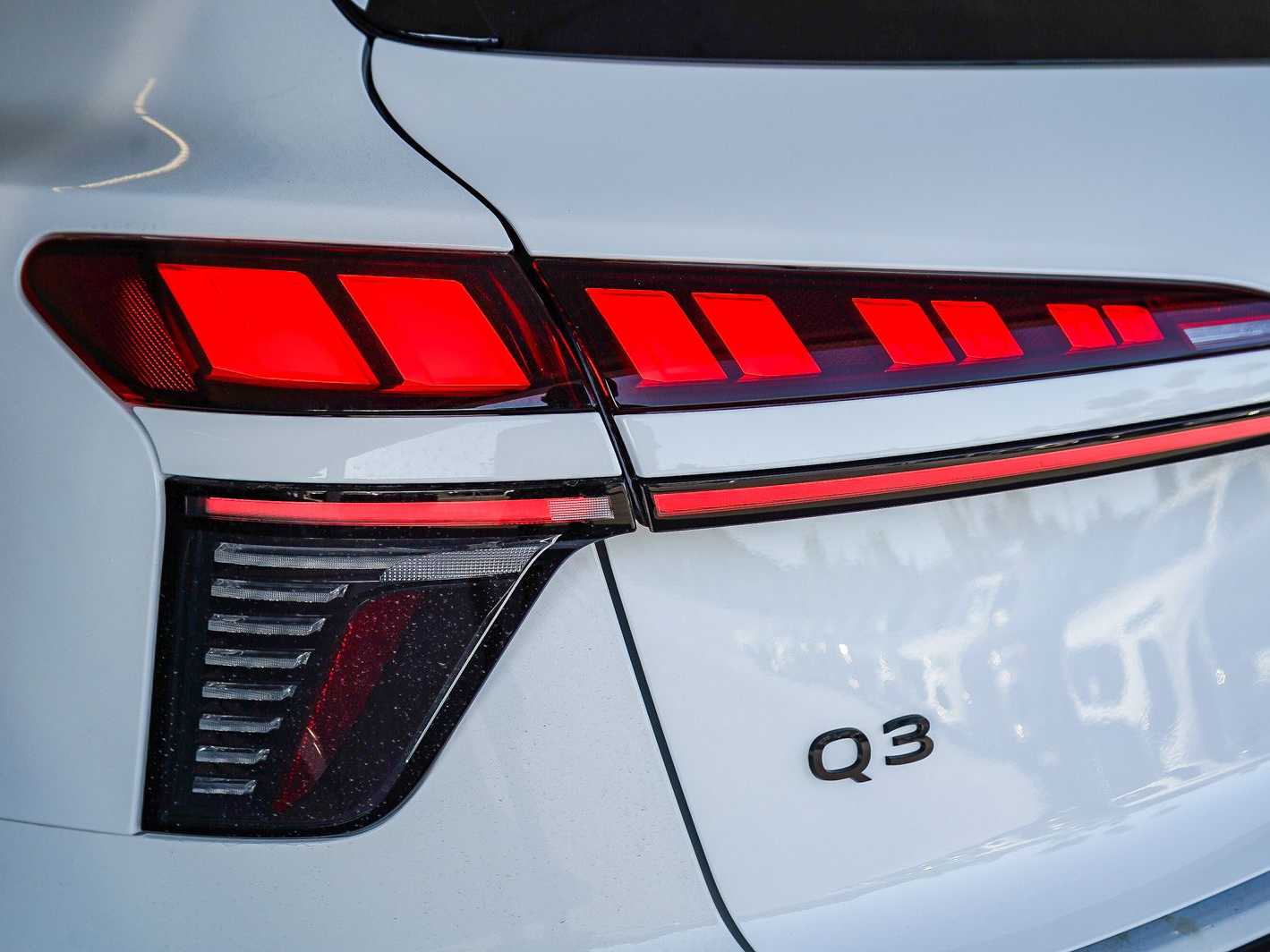 Thumbnail: 2026 Audi Q3 - 7
