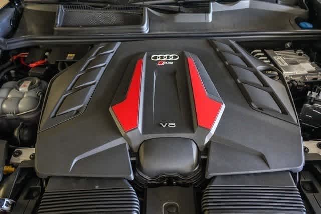 Thumbnail: 2025 Audi RS Q8 - 40