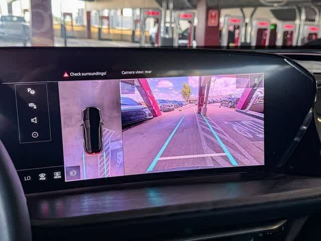 Thumbnail: 2025 Audi Q5 - 25