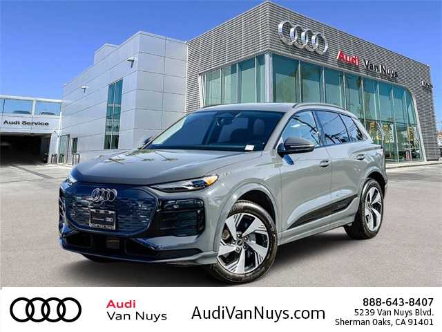 Thumbnail: 2025 Audi Q6 e-tron - 1