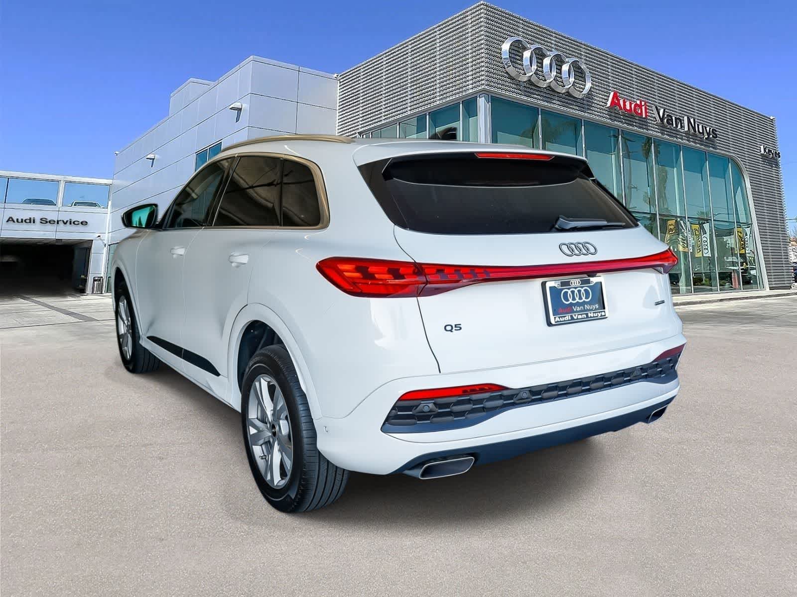 Thumbnail: 2025 Audi Q5 - 6