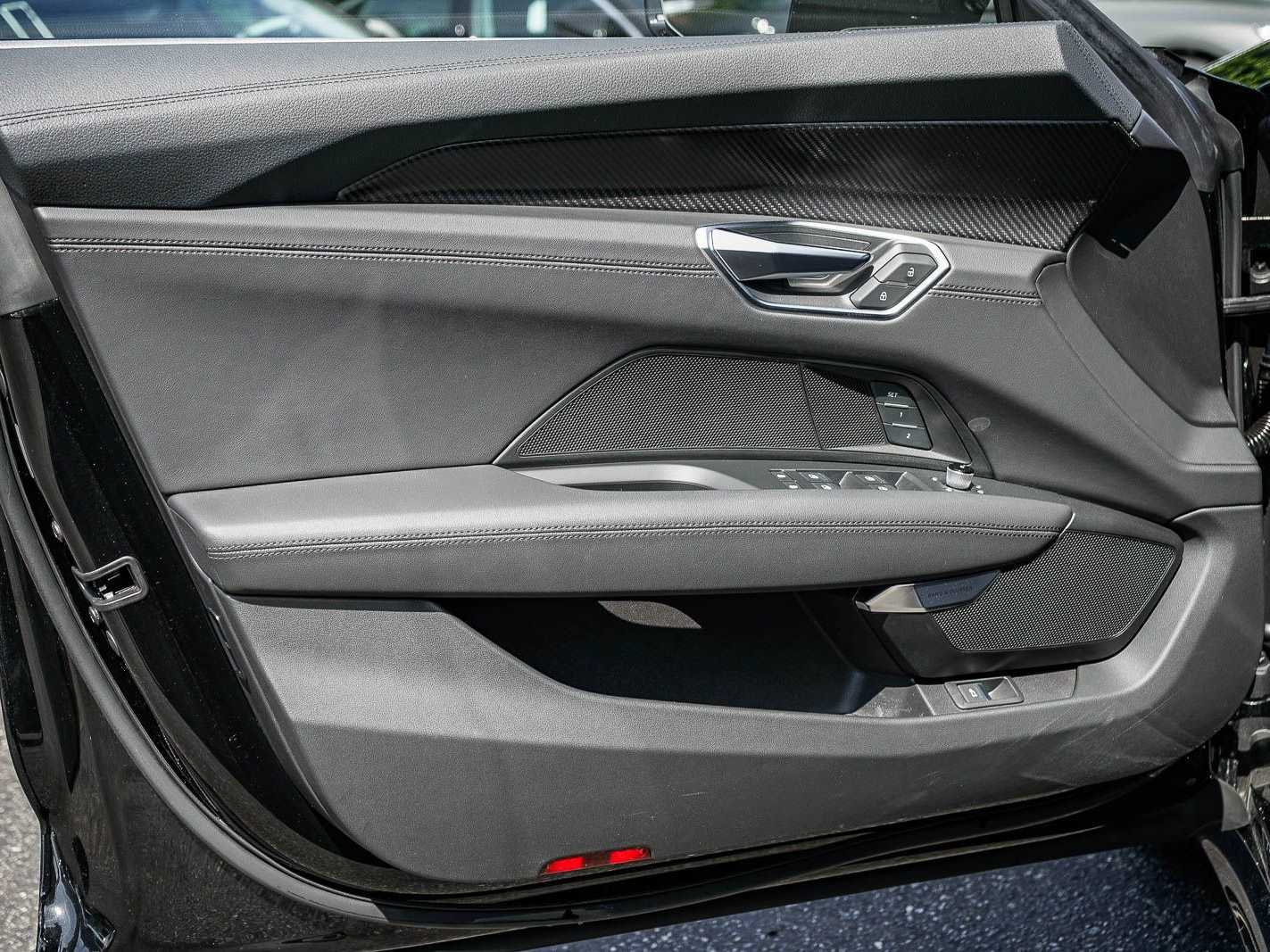 Thumbnail: 2022 Audi e-tron GT - 19