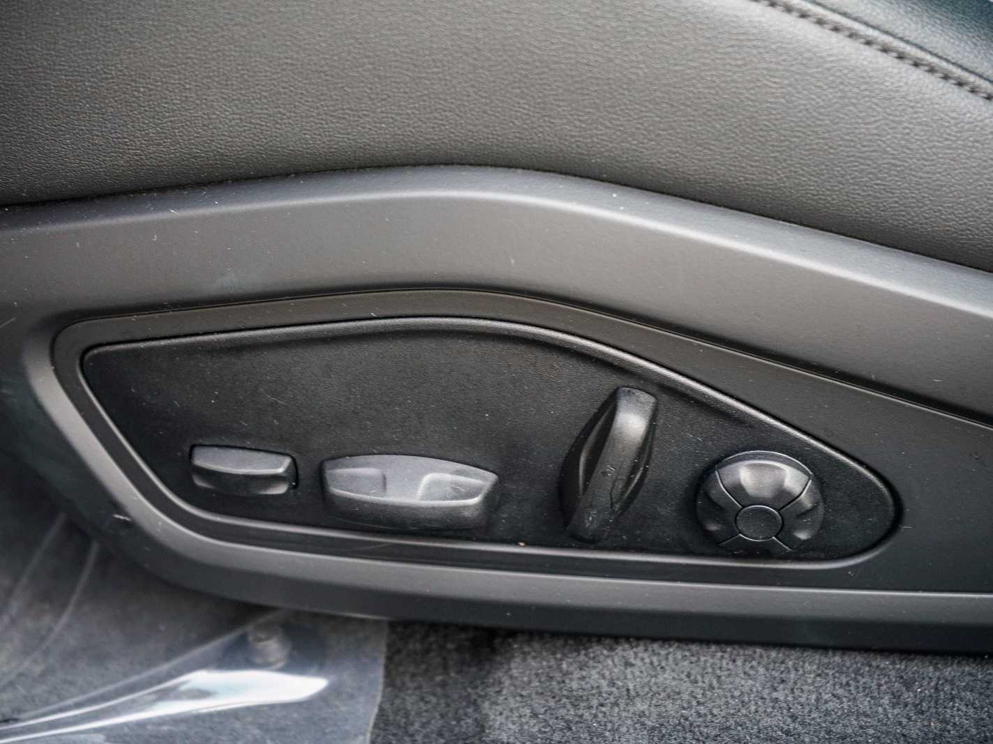 Thumbnail: 2022 Audi e-tron GT - 20