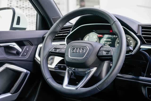 Thumbnail: 2024 Audi Q3 - 15