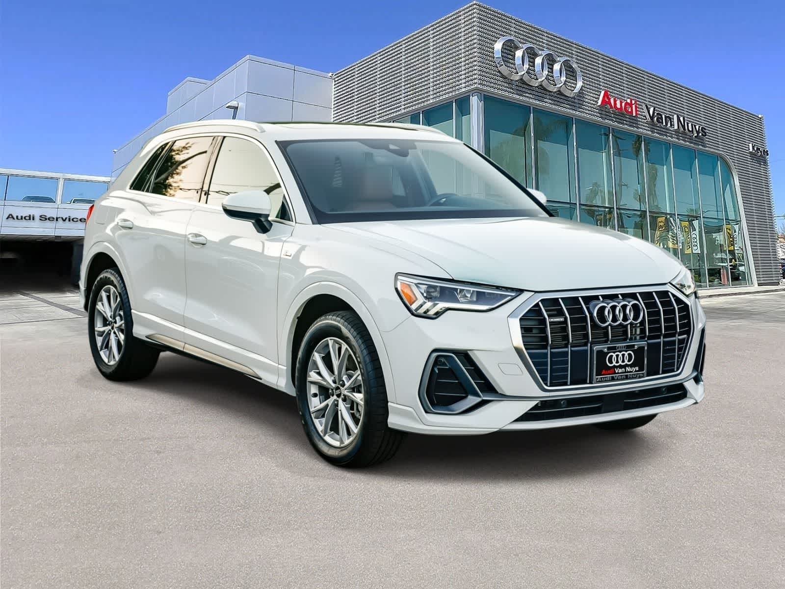Thumbnail: 2023 Audi Q3 - 5