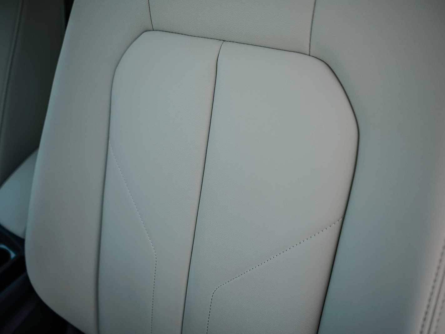 Thumbnail: 2025 Audi Q3 - 25