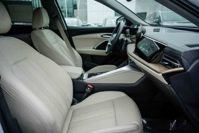 Thumbnail: 2025 Audi Q5 - 16