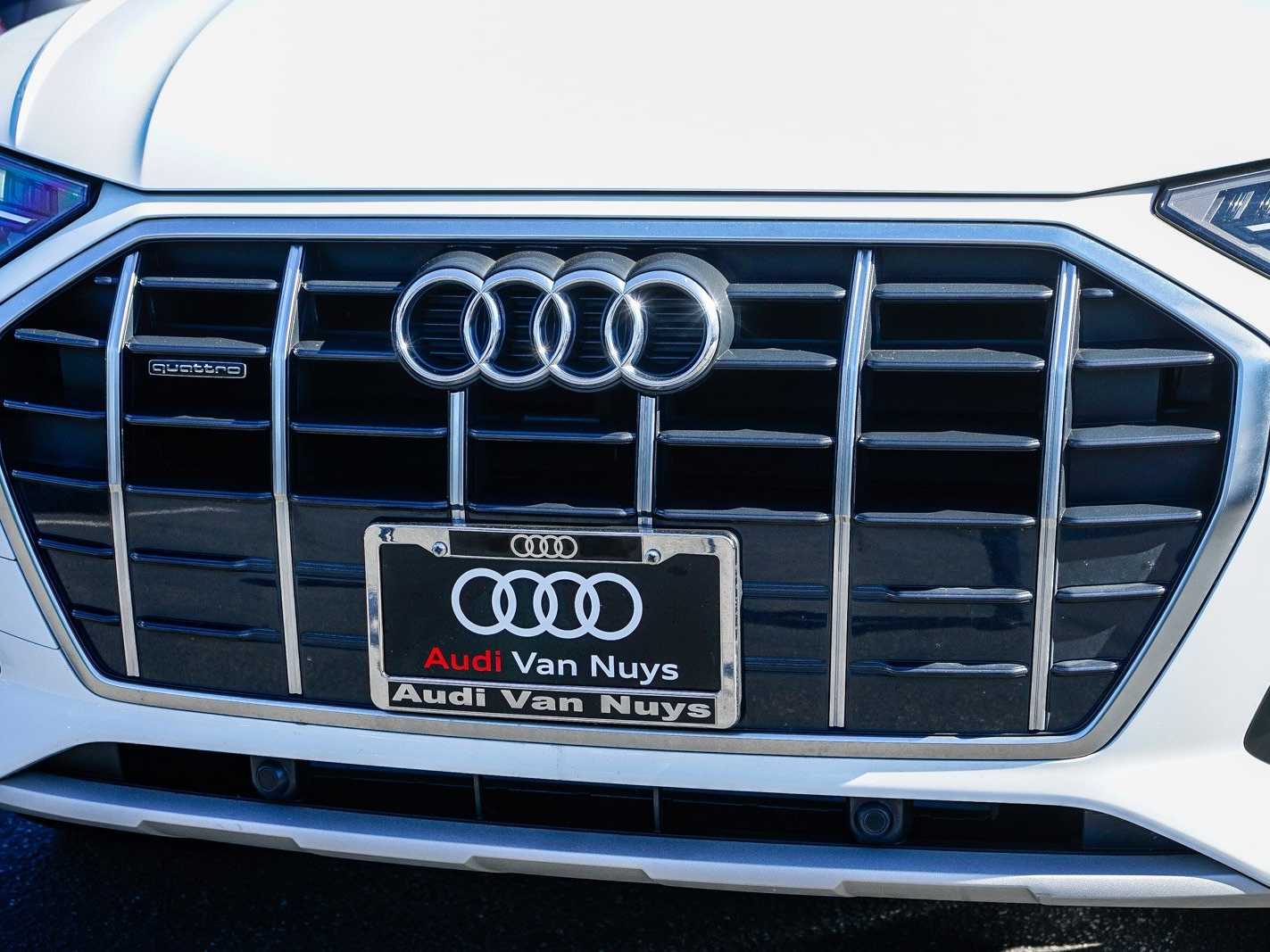 Thumbnail: 2023 Audi Q5 - 18