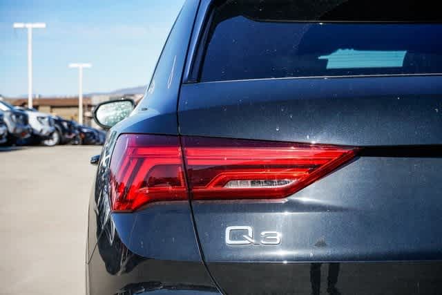 Thumbnail: 2022 Audi Q3 - 9