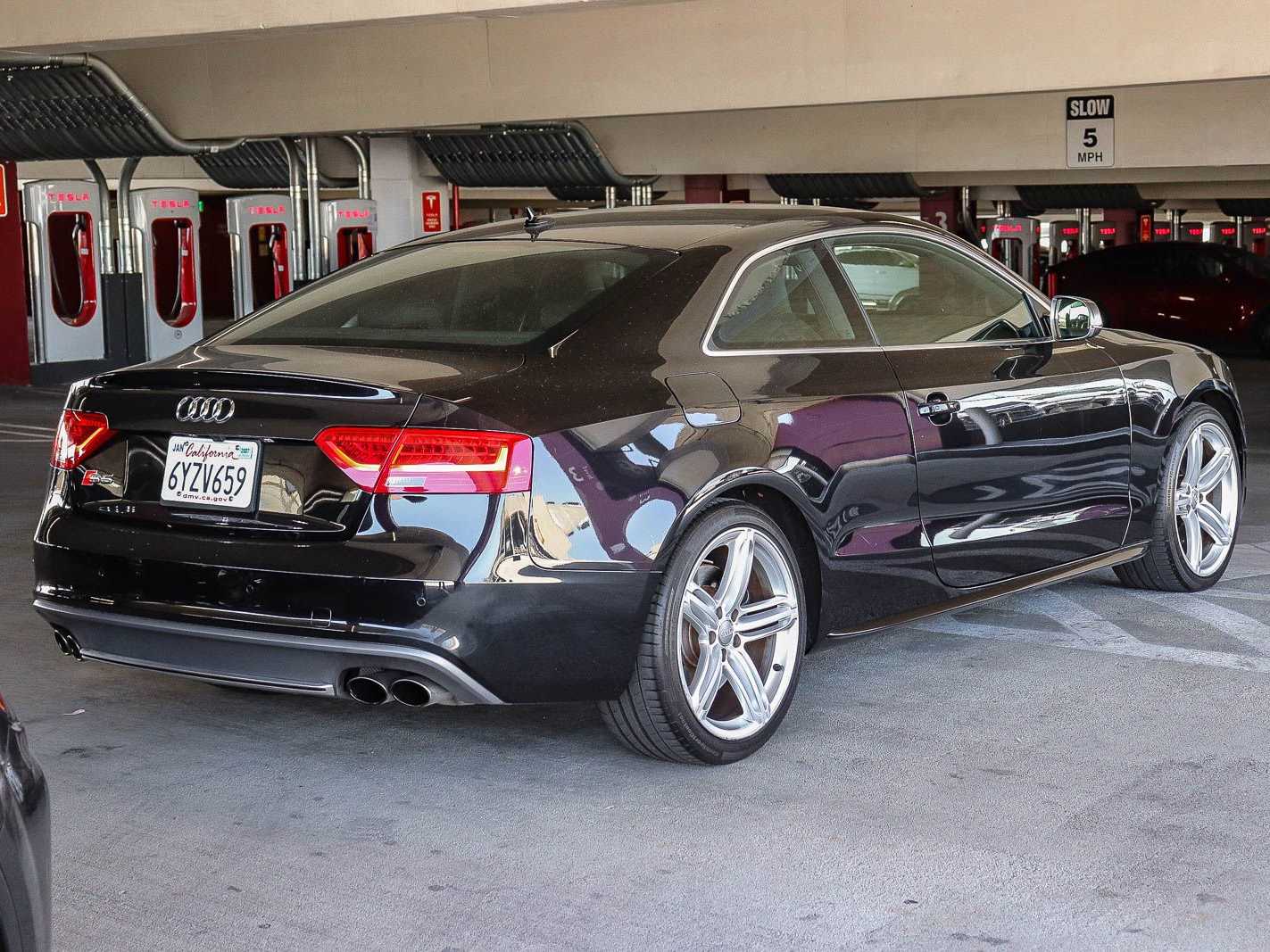 Thumbnail: 2013 Audi S5 - 4