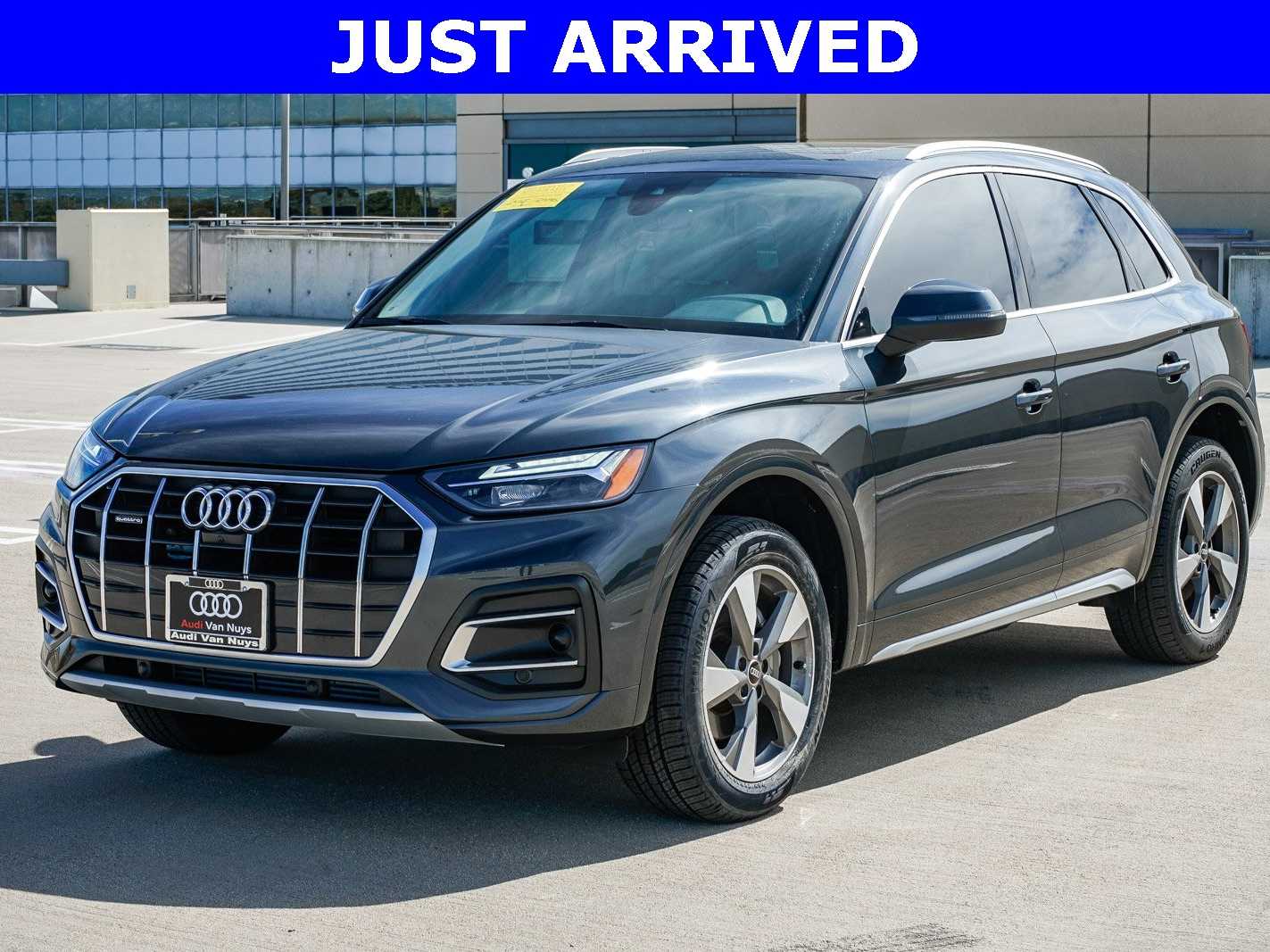 Thumbnail: 2023 Audi Q5 - 1