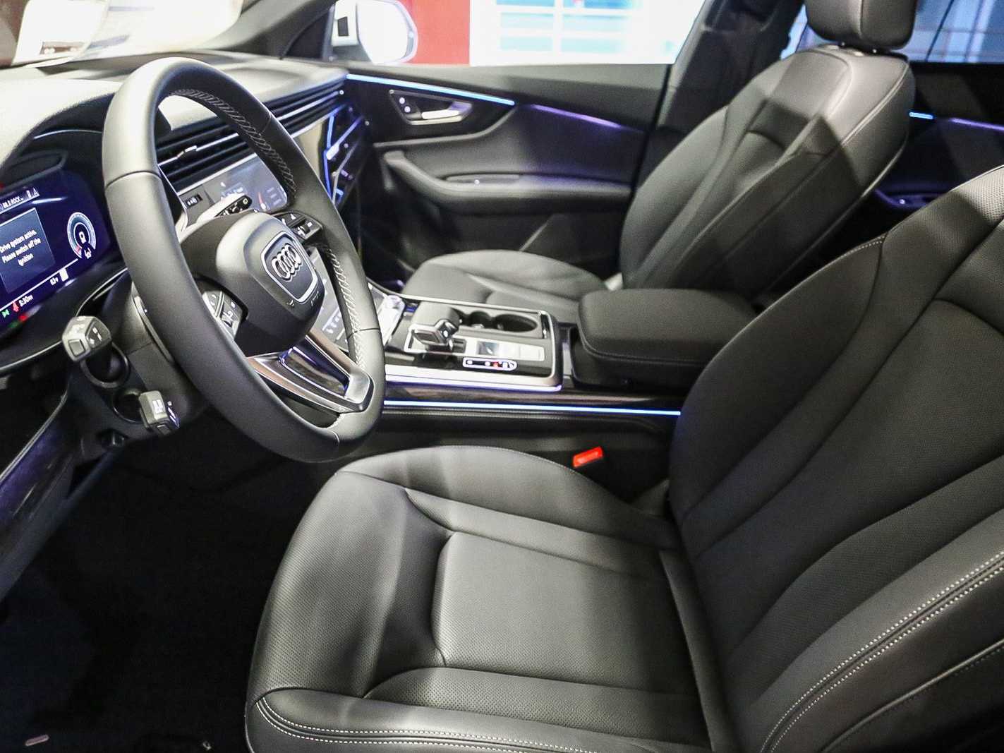 Thumbnail: 2026 Audi Q8 - 15