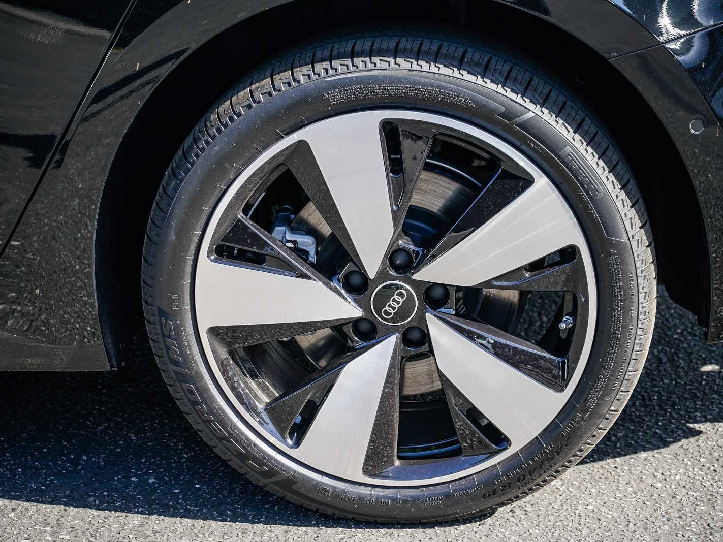 Thumbnail: 2025 Audi A5 - 10