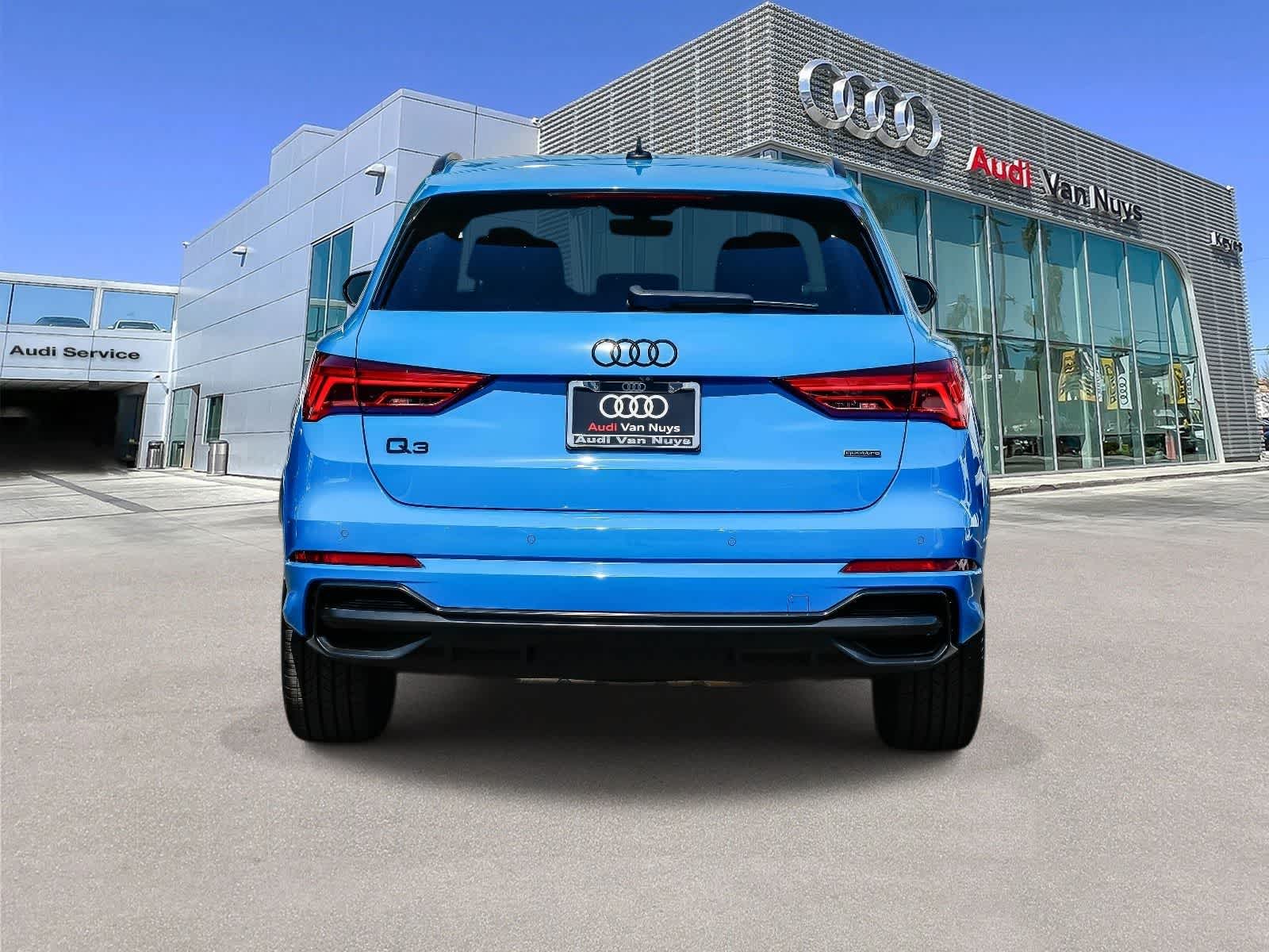 Thumbnail: 2022 Audi Q3 - 3