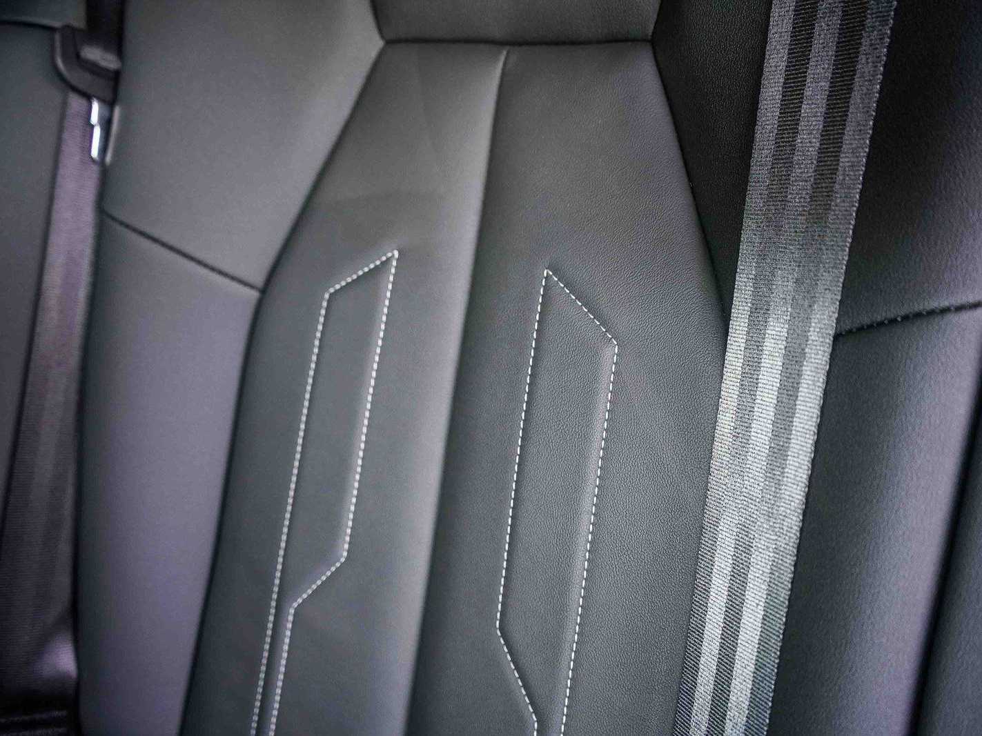 Thumbnail: 2023 Audi Q4 e-tron - 11