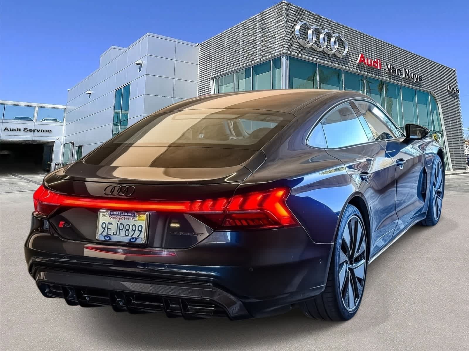 Thumbnail: 2023 Audi RS e-tron GT - 4