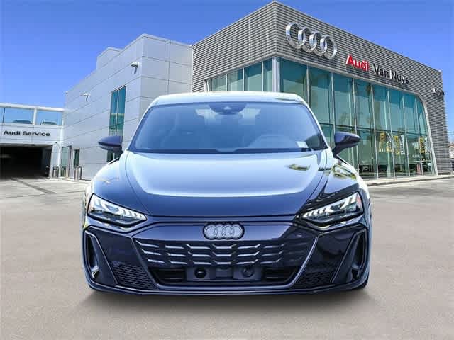 Thumbnail: 2026 Audi e-tron GT - 2