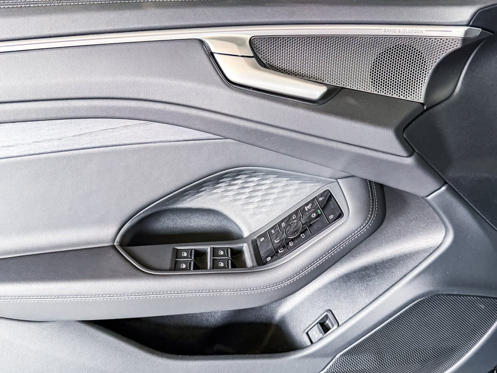 Thumbnail: 2026 Audi A6 - 22