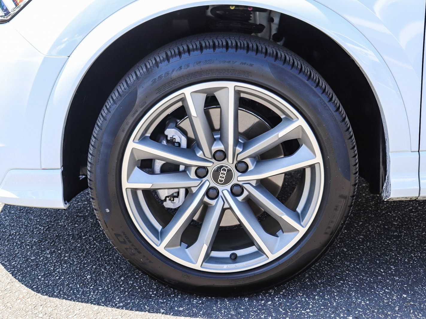 Thumbnail: 2024 Audi Q3 - 8