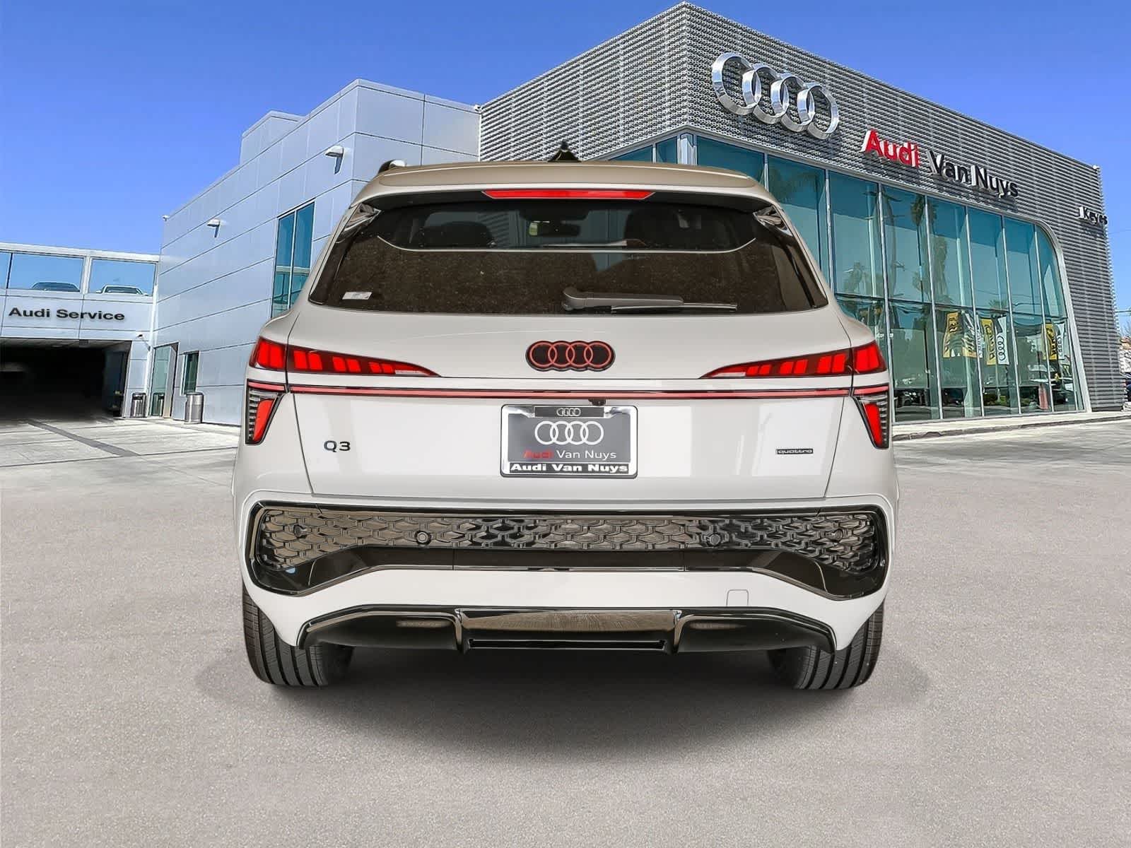 Thumbnail: 2026 Audi Q3 - 5