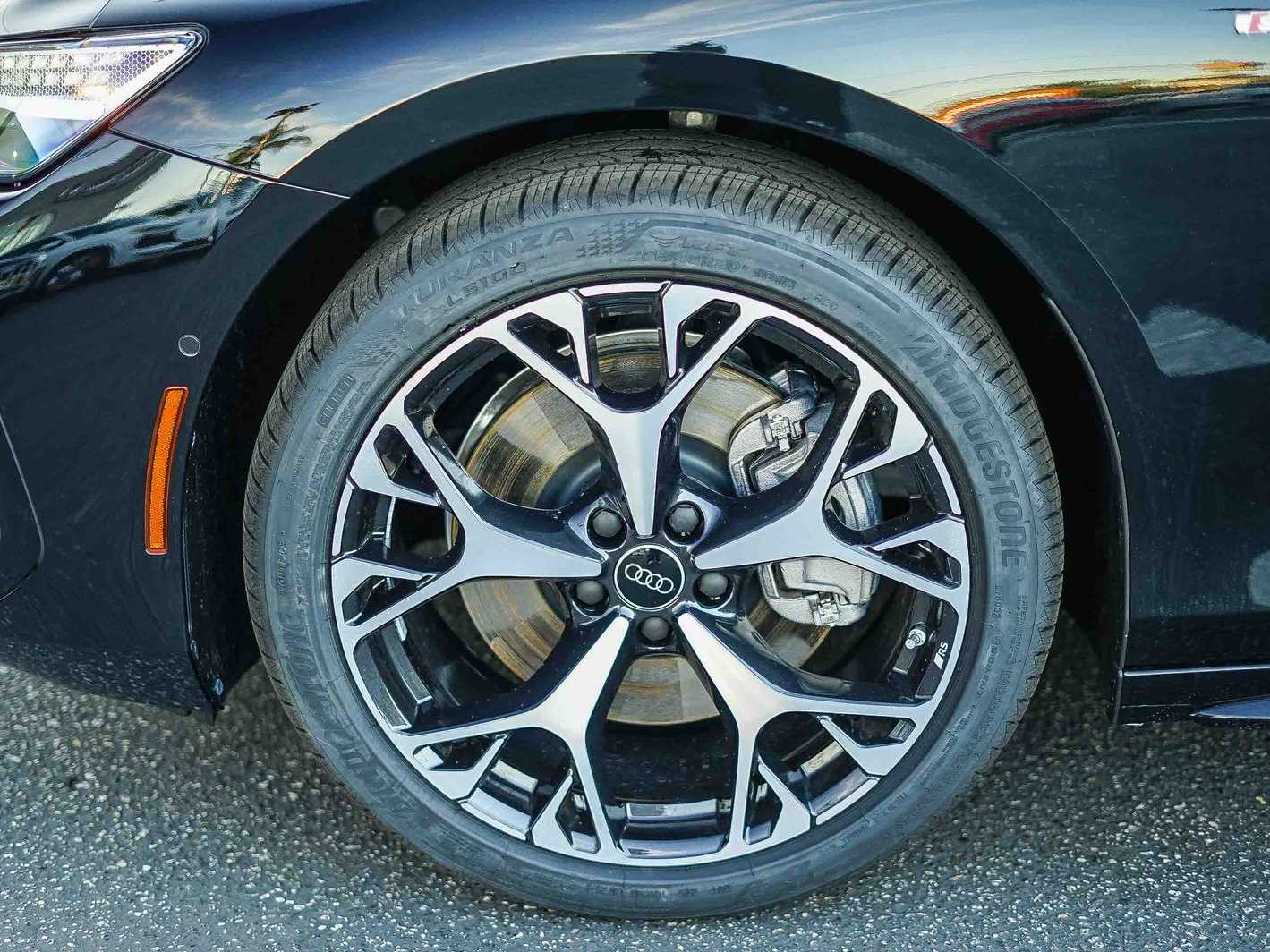 Thumbnail: 2026 Audi A6 - 9